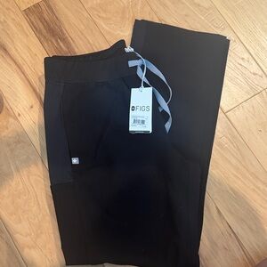 Figs Livingston Paneled S/P Black Scrub Pants